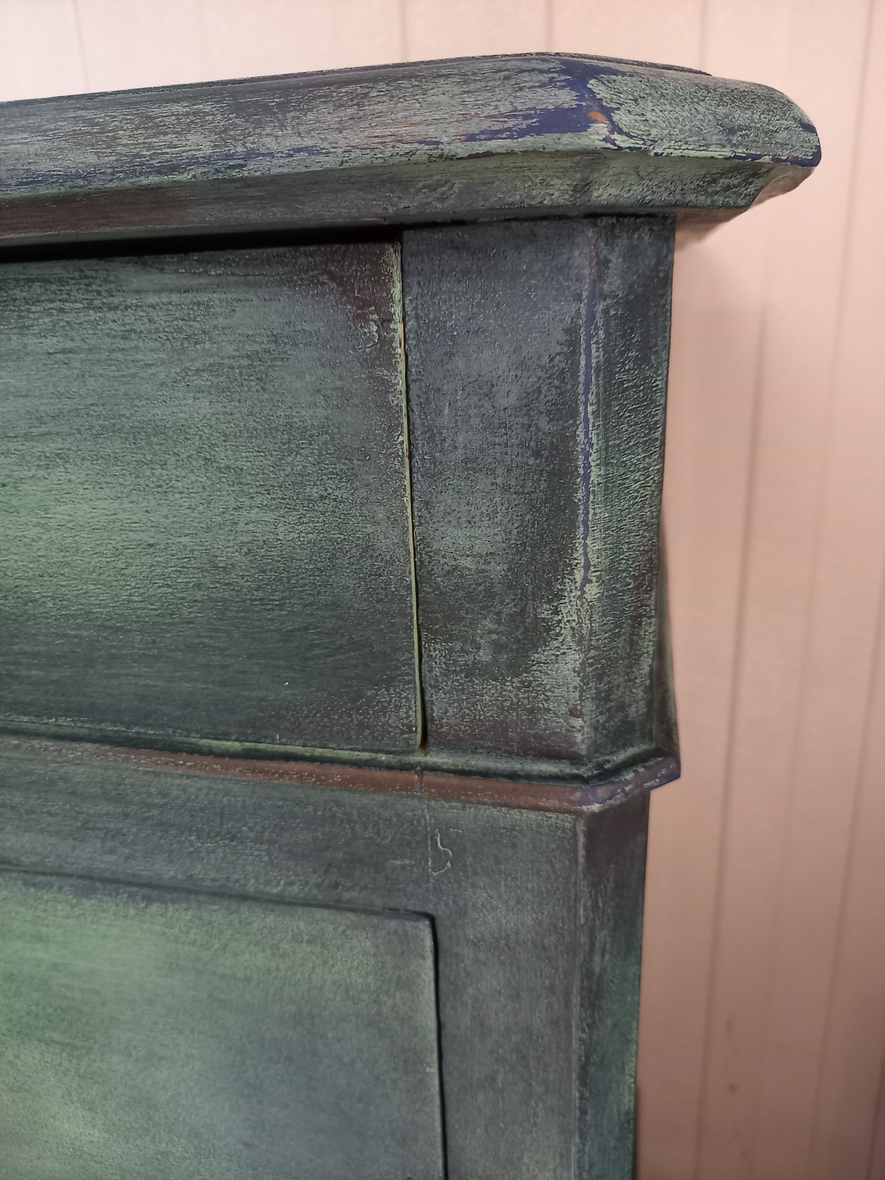 Patinated solid wood chest of drawers