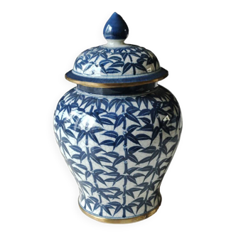 Old lidded vase/potiche/jar. origin/thailand. decorated with indigo blue palm trees. 23 x 14 cm