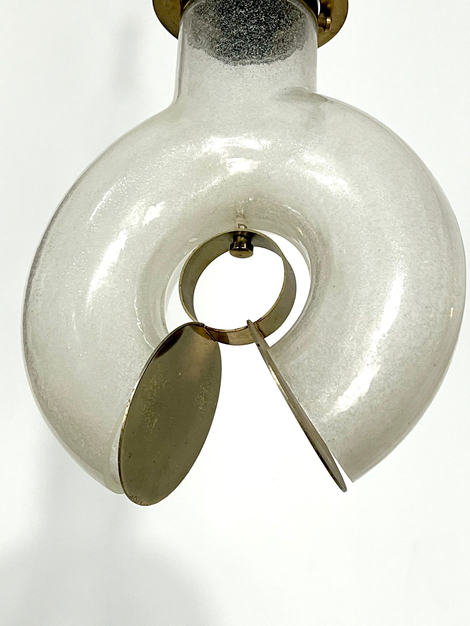 Mid-century modern brass and pulegoso chandelier by Carlo Nason