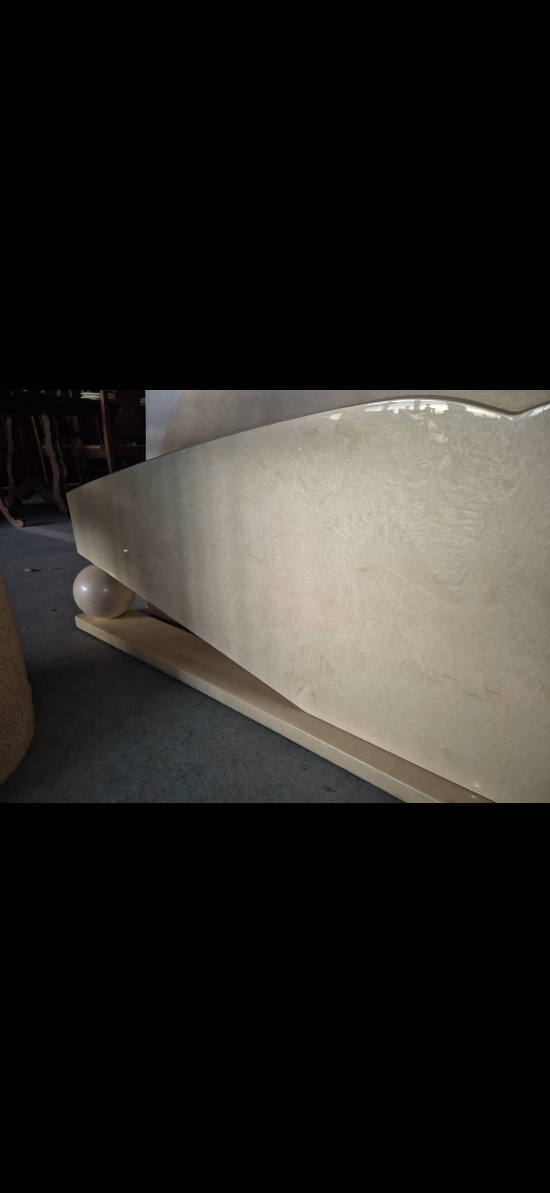 Lacquered bed by Eric Maville