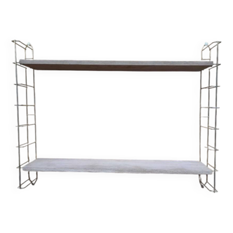 String shelf in gold metal and raw blond oak
