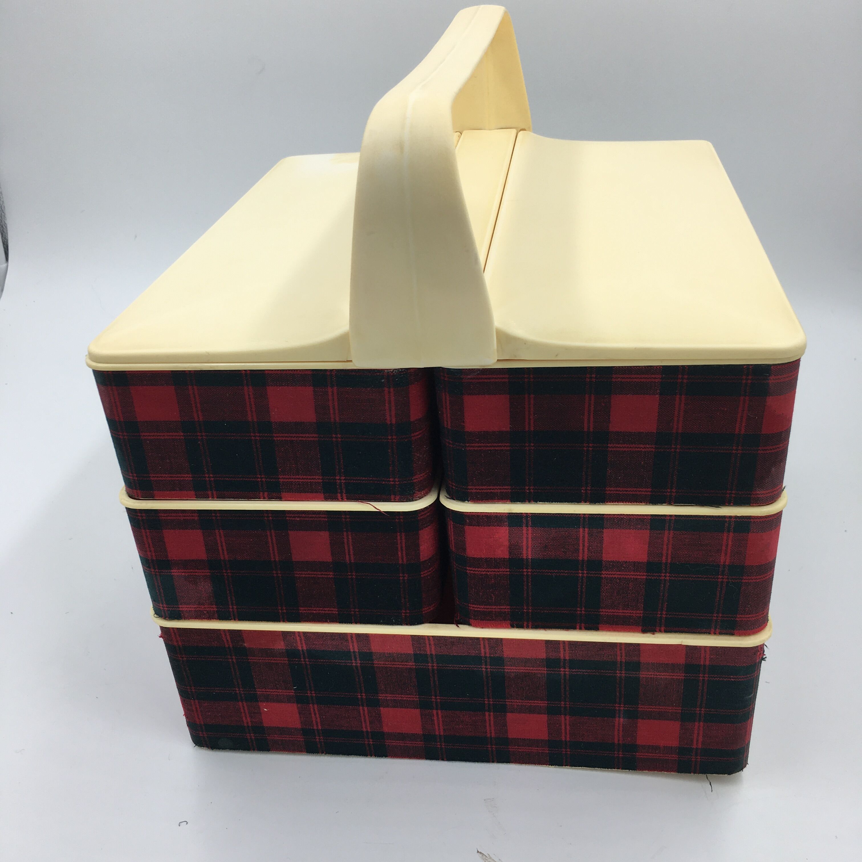 Dressmaker in Bakelite Scottish décor