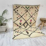 Handcrafted Moroccan Berber carpet 175 x 113 CM