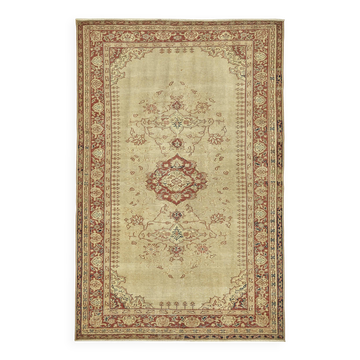Turkish Vintage Anatolian Rug 130 cm x 200 cm