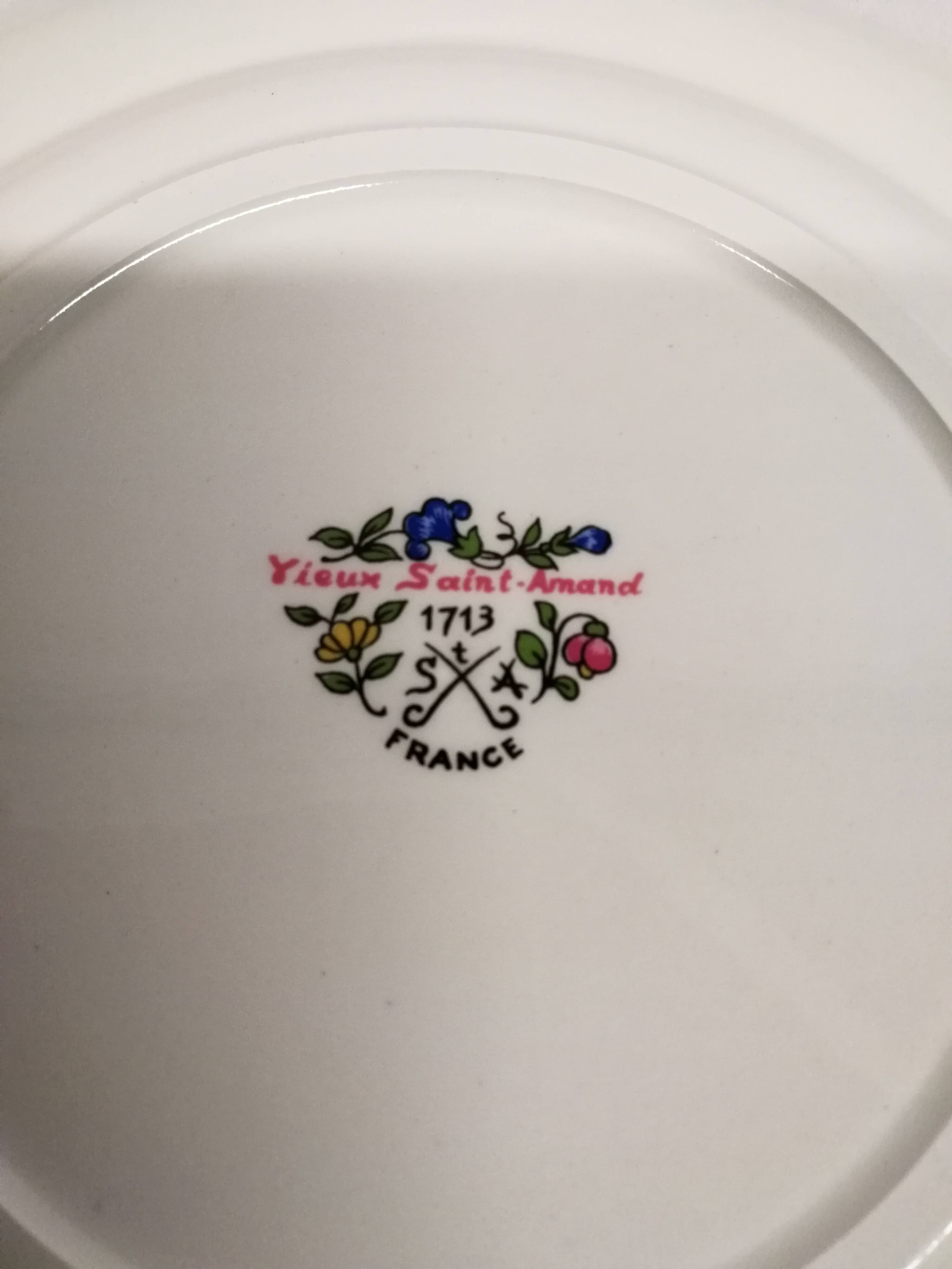 Old Saint Amand Plate Service 1713 France