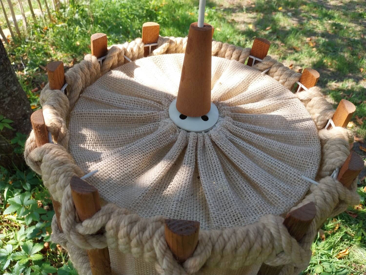 Wool and wood suspension