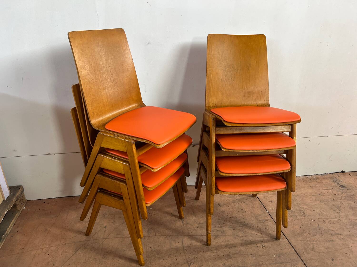 Set of 8 Scandinavian chairs