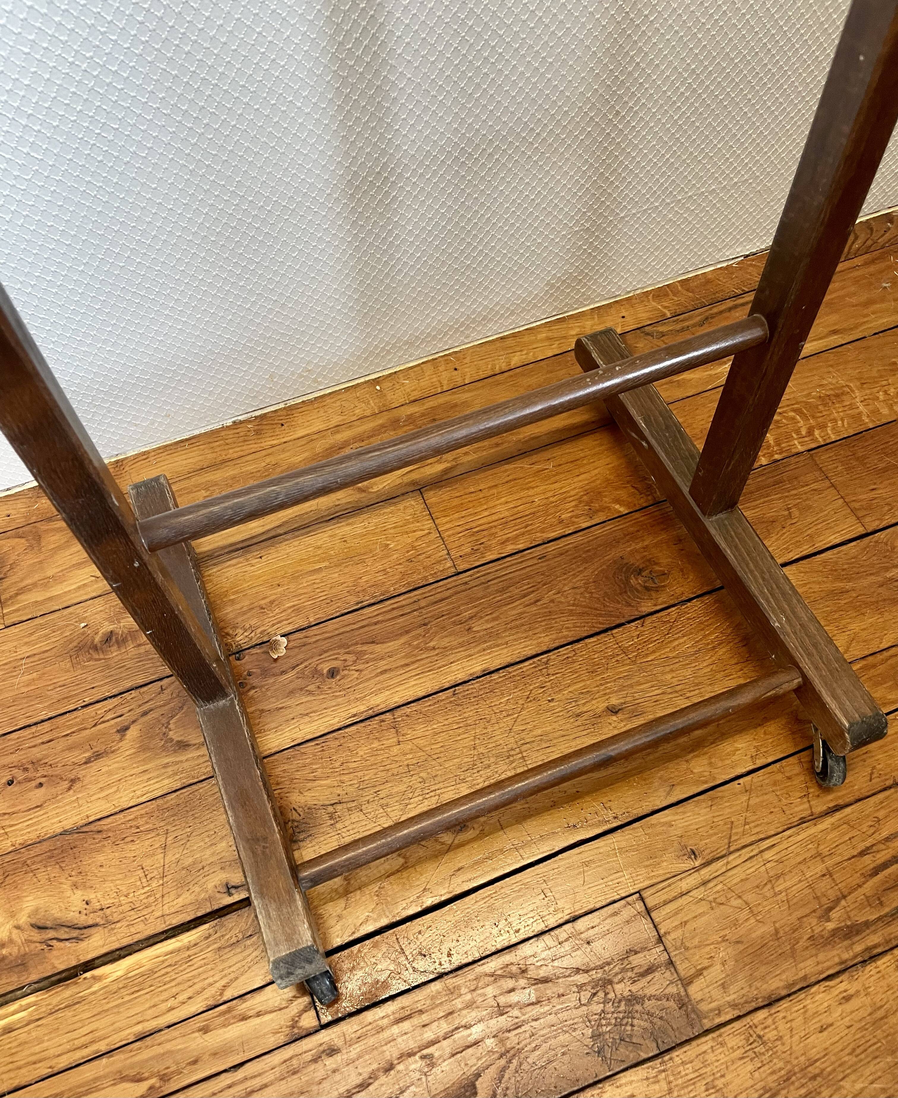Room valet coat rack 60s-70s