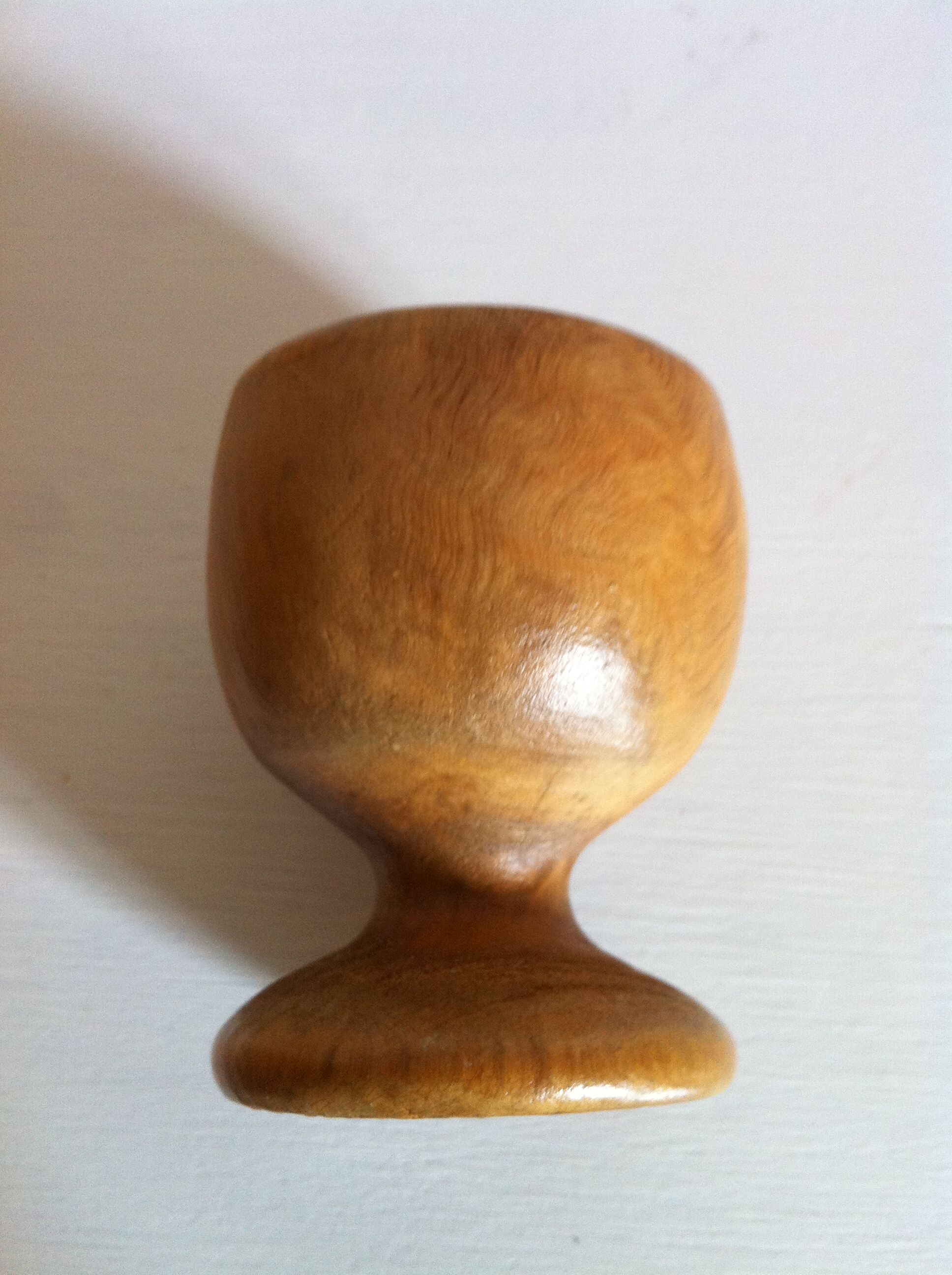 Ensemble de coquetiers vintages en bois