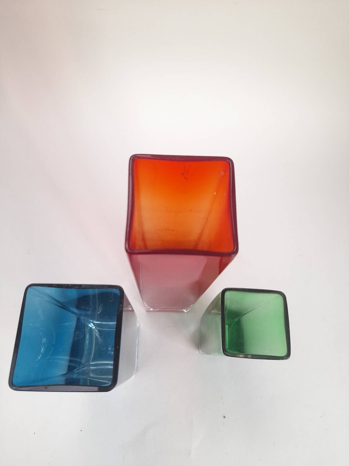 Set of 3 Murano glass vases