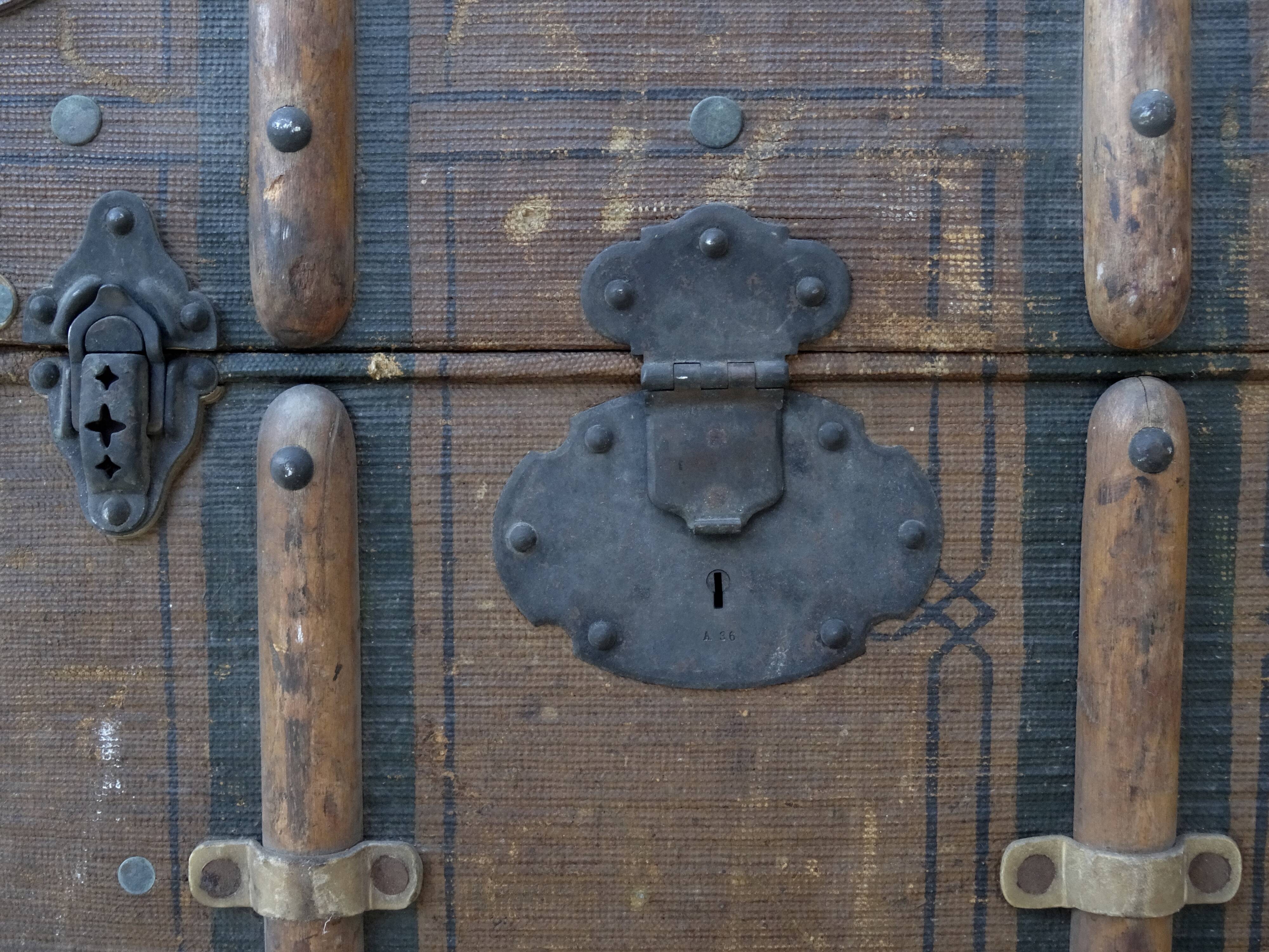 Malle - Early 19th Moritz Madler Early Travel Case