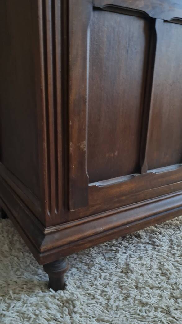 Parisian wardrobe - showcase spirit