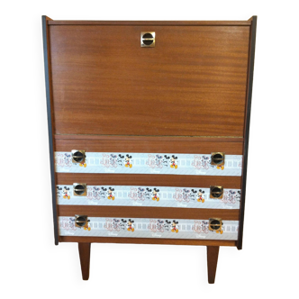 Secretary from the 1980s. "Walt Disney decor"