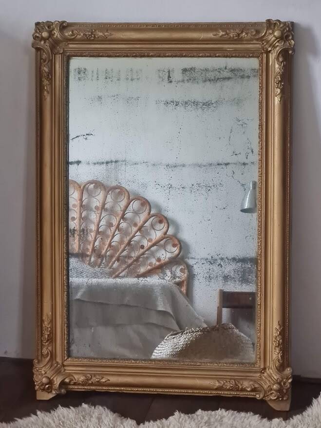 Antique rectangular mirror with mouldings 103 x 68