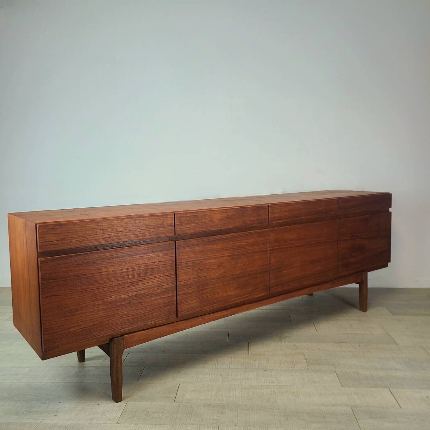 Enfilade danoise design Ib Kofod Larsen teck vintage années 1960 scand