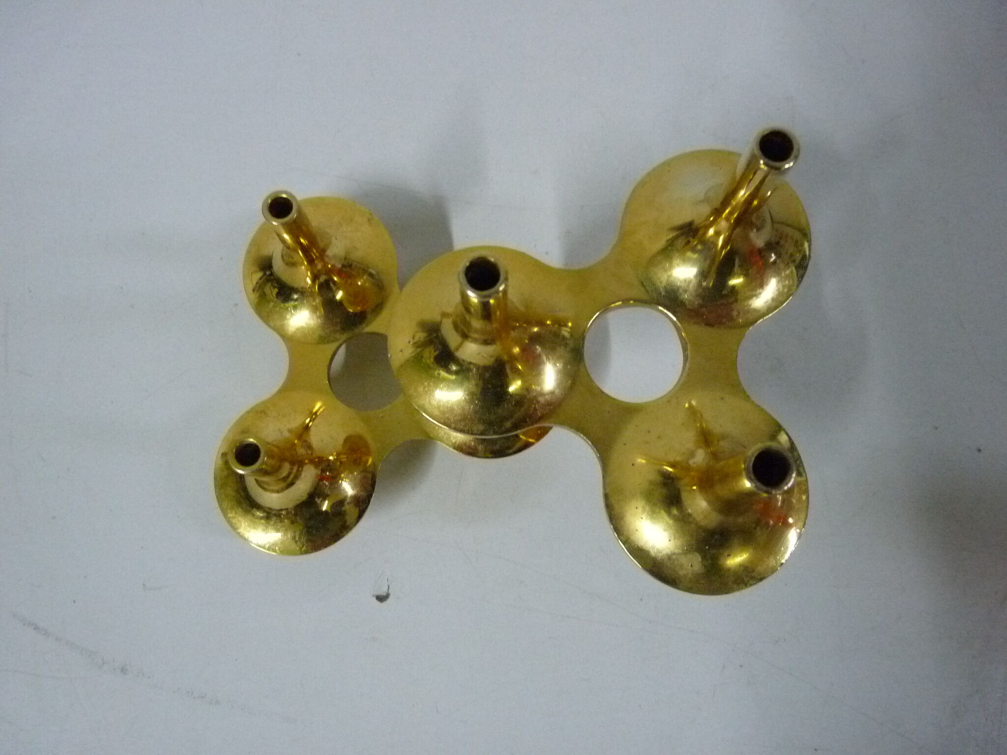 Set of 2 golden Nagel candleholders