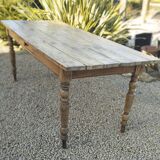 Farmhouse table dating from the end of the 19th century