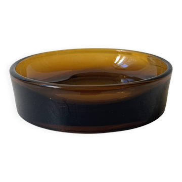 Smoked glass catchall fully tinted in amber.