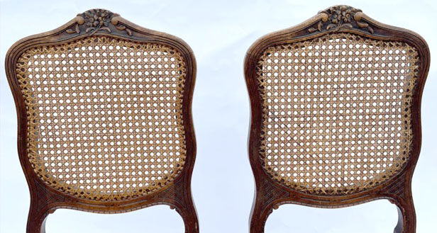 Pair of chairs canned