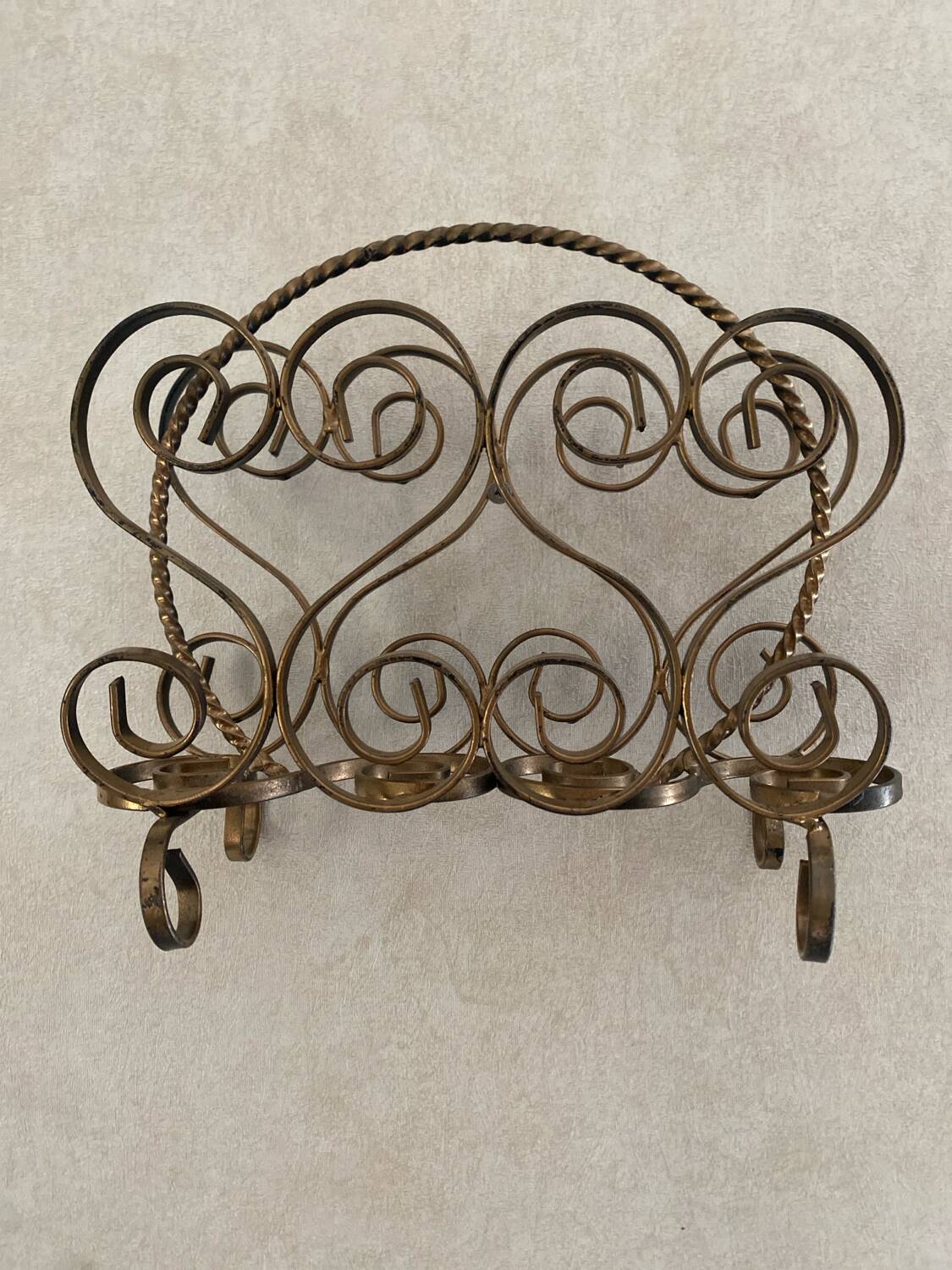 60s magazine rack in gold metal