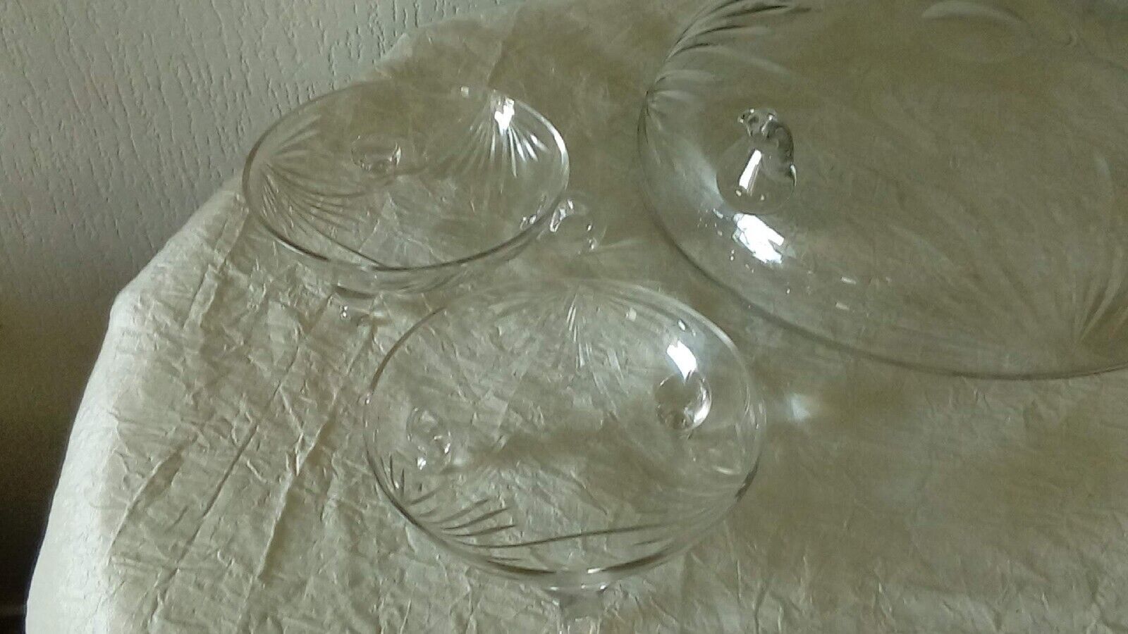 Dessert service salad bowl cut in crystal cut