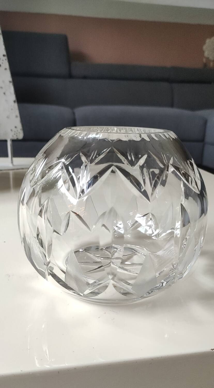 Vintage Nachtmann Spherical Vase. Crystal. Dimensions: 13 x 15 cm