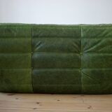 Canapé deux places Togo en cuir vert Dubaï par Michel Ducaroy pour Ligne Roset