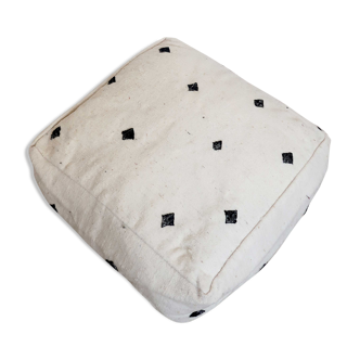 Berber pouf cover Béni Ouarain with black and white diamonds