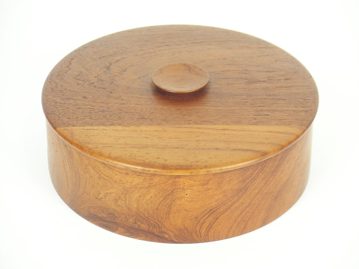 Scandinavian covered teak pot