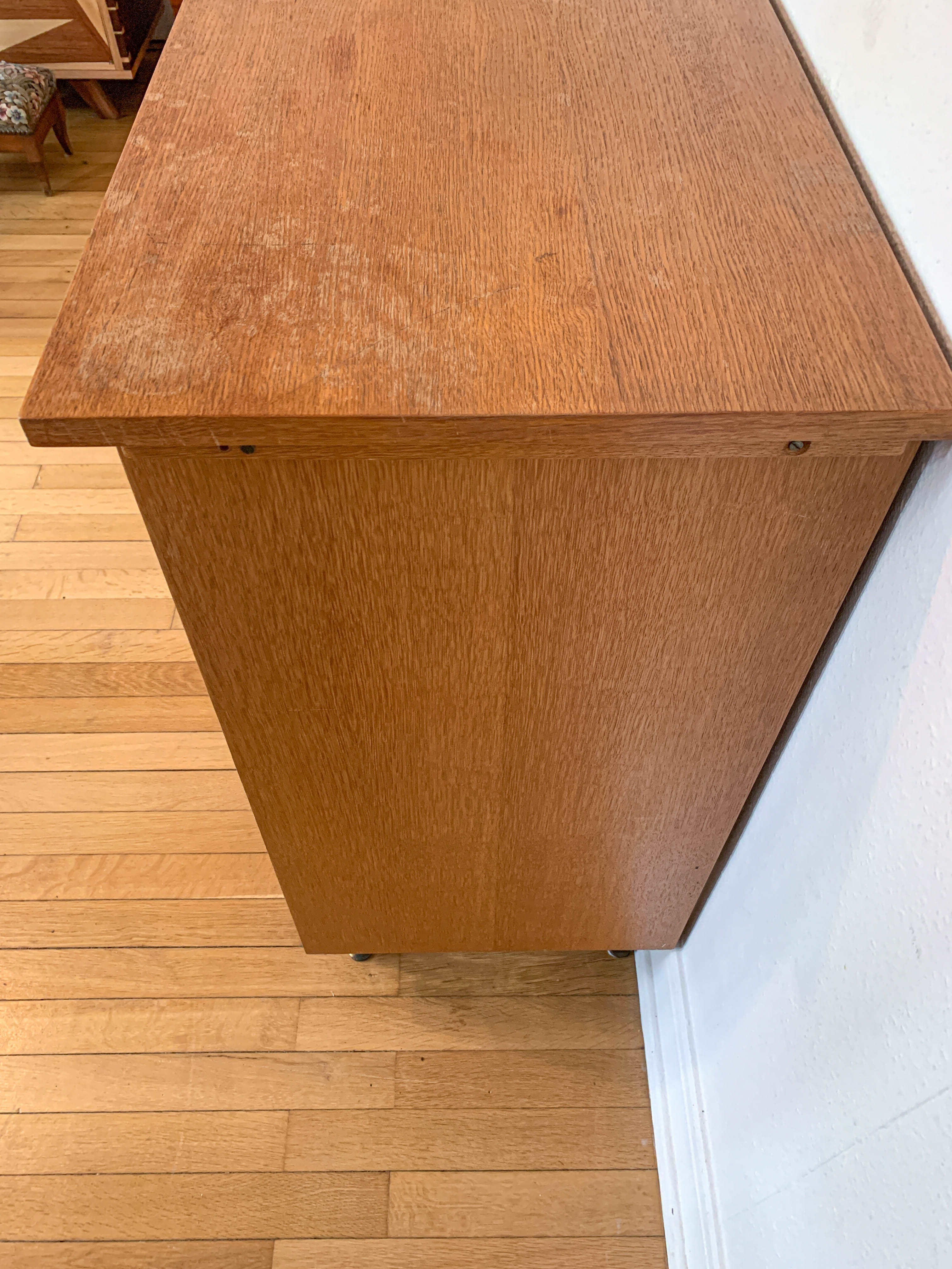 Notary curtain binder cabinet