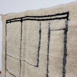 Handmade wool Berber rug 254 x 158 cm