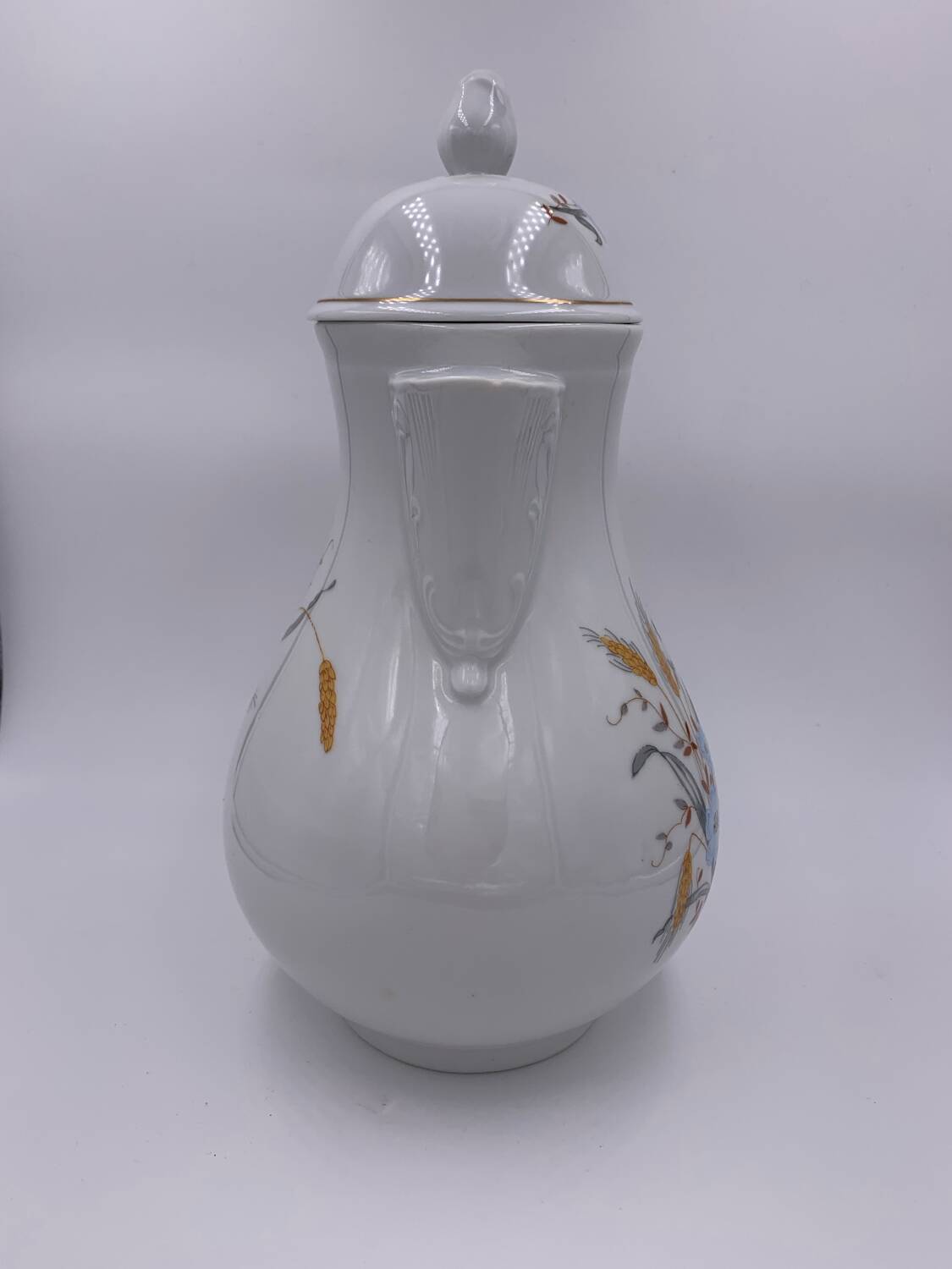 Kahla porcelain teapot