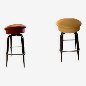 Set of two bar stools