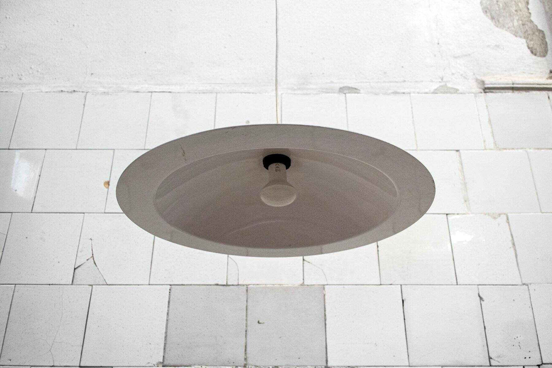 Lampiatta enamelled lamp by Jonathan De Pas, Donato D'Urbino and Paolo Lomazzi for Stilnovo, 1971