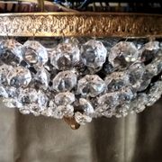 Lustre doré à Pampilles en cristal, plafonnier montgolfière XXème