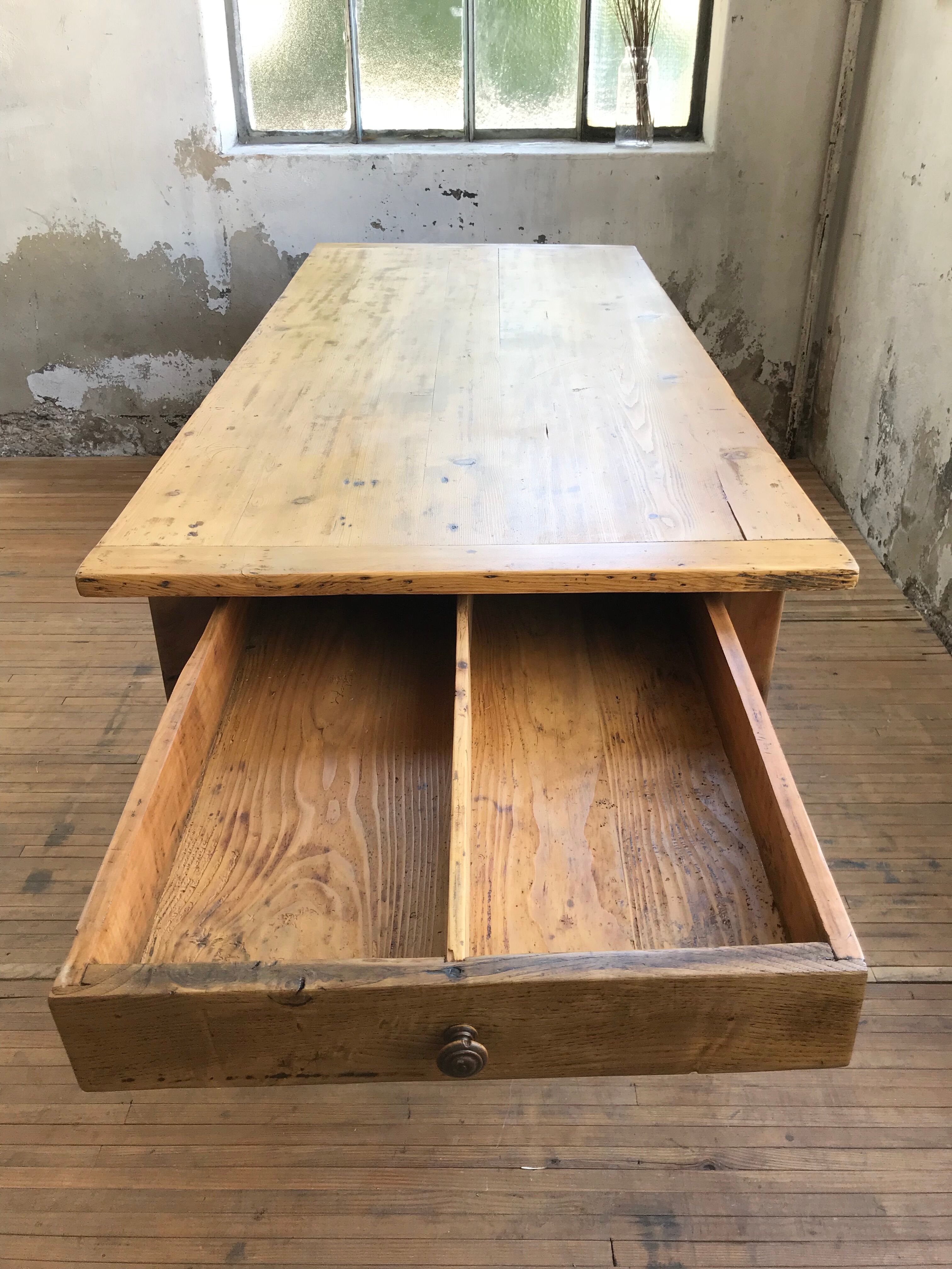 Turned legs farm table