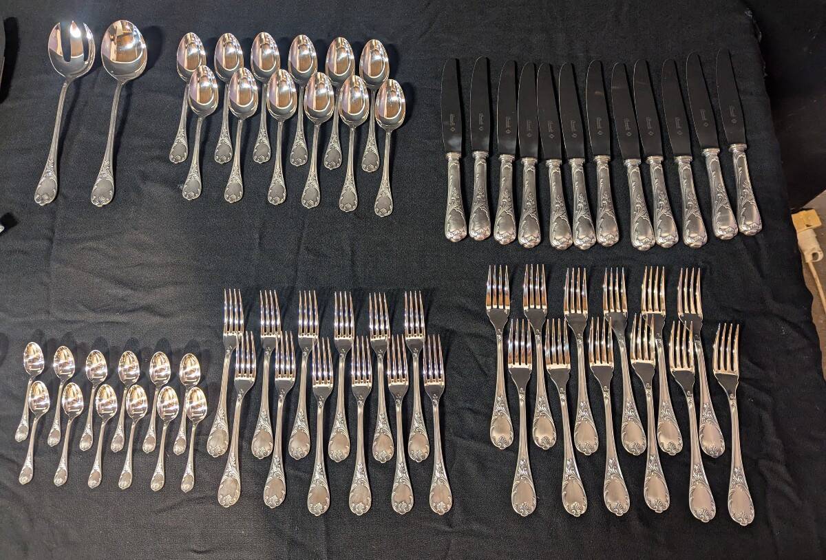 Christofle cutlery set – Marly model – 164 pieces – silver-plated metal