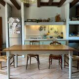 Farmhouse table