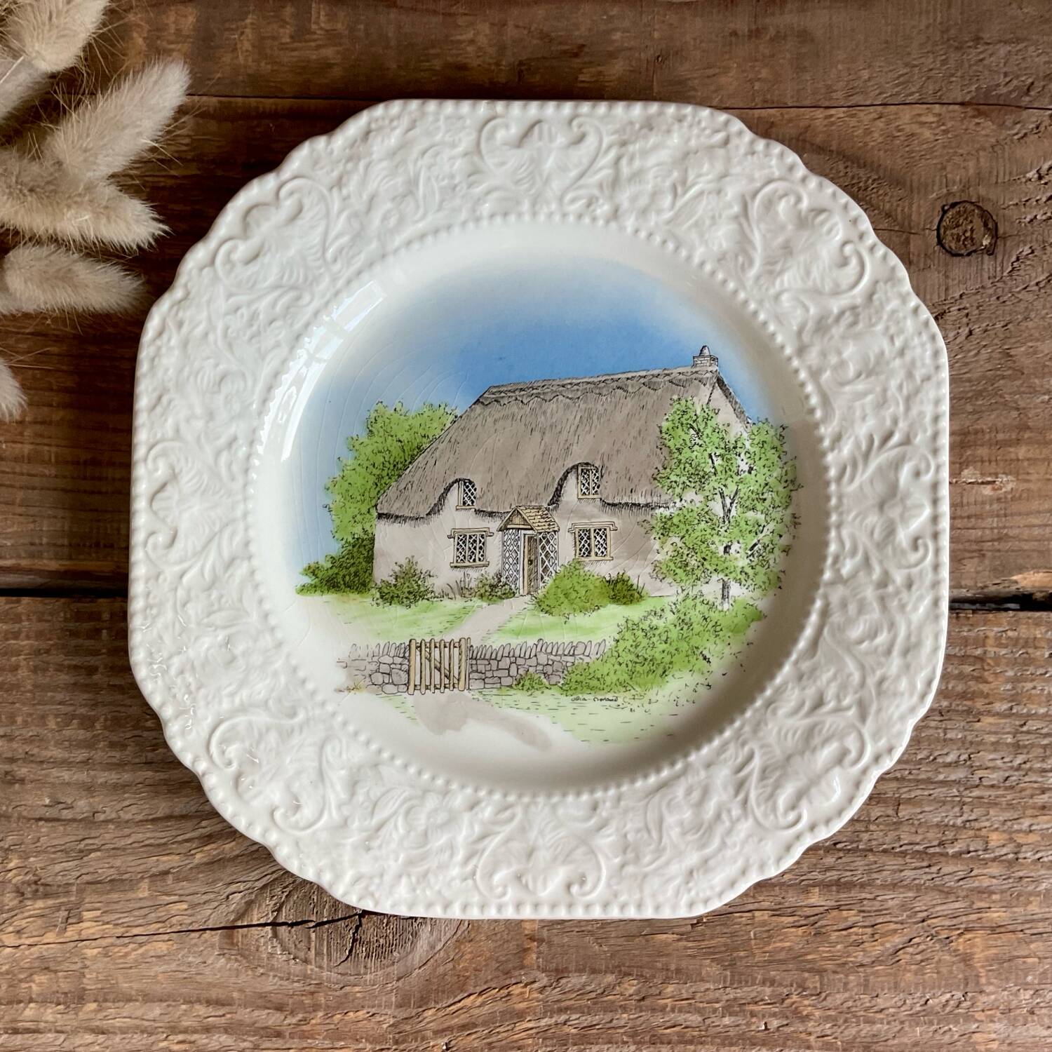 Duo of “country cottages” plates Burleigh Staffordshire England