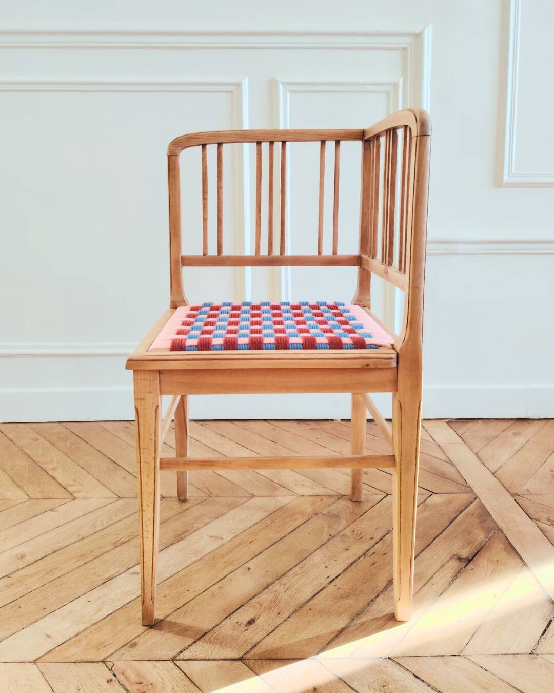 Chaise d'angle vintage rénovée, années 1900-1920