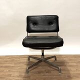 Intermediate chair Eames armchair