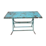 Ancienne table pliante en métal avec sa patine turquoise d'origine