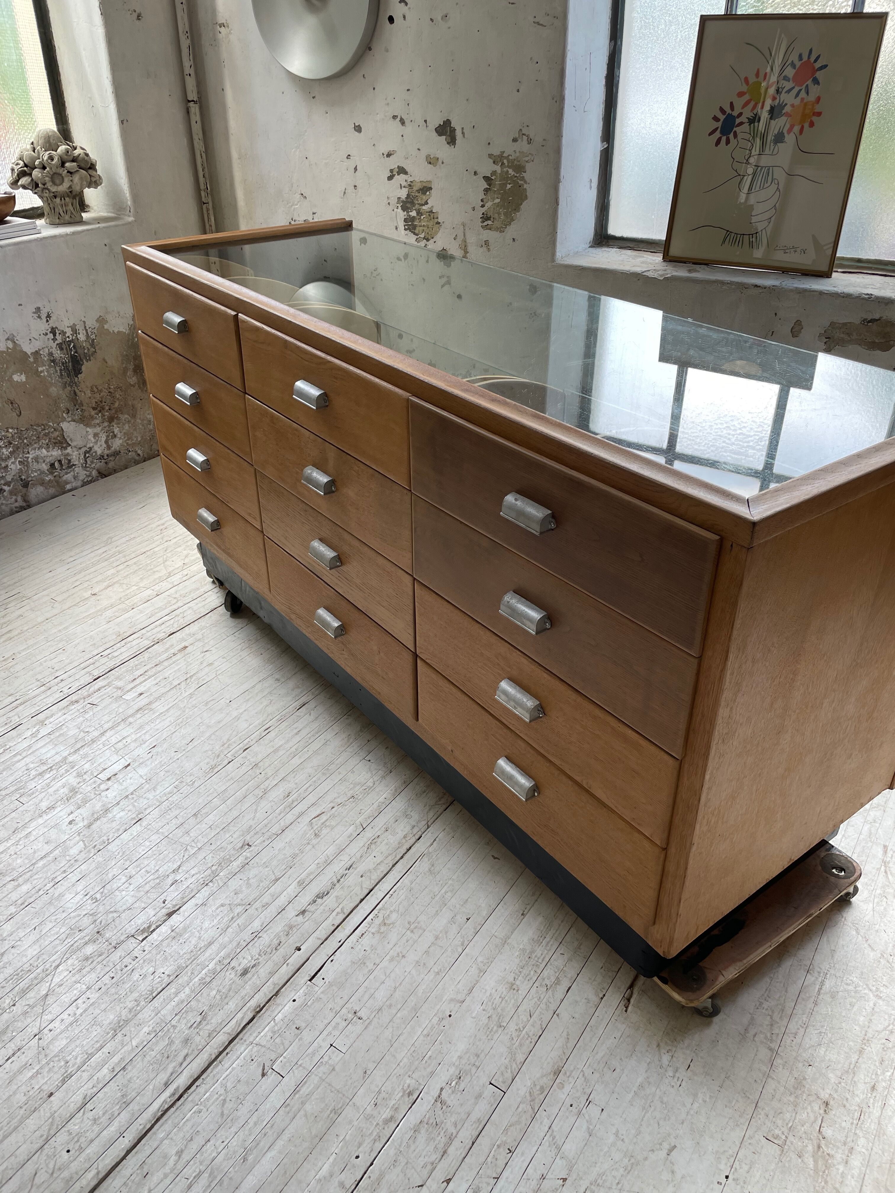 Glass trading post 50s