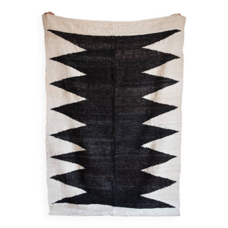 Tapis argentin 100% pure laine noir