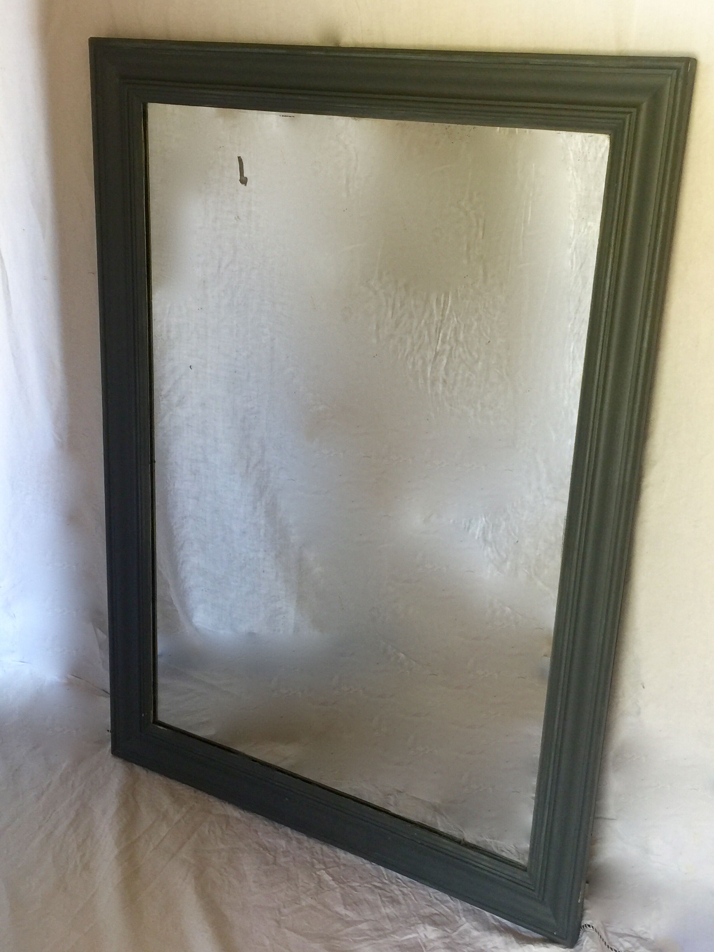 Wall mirror 117x85cm