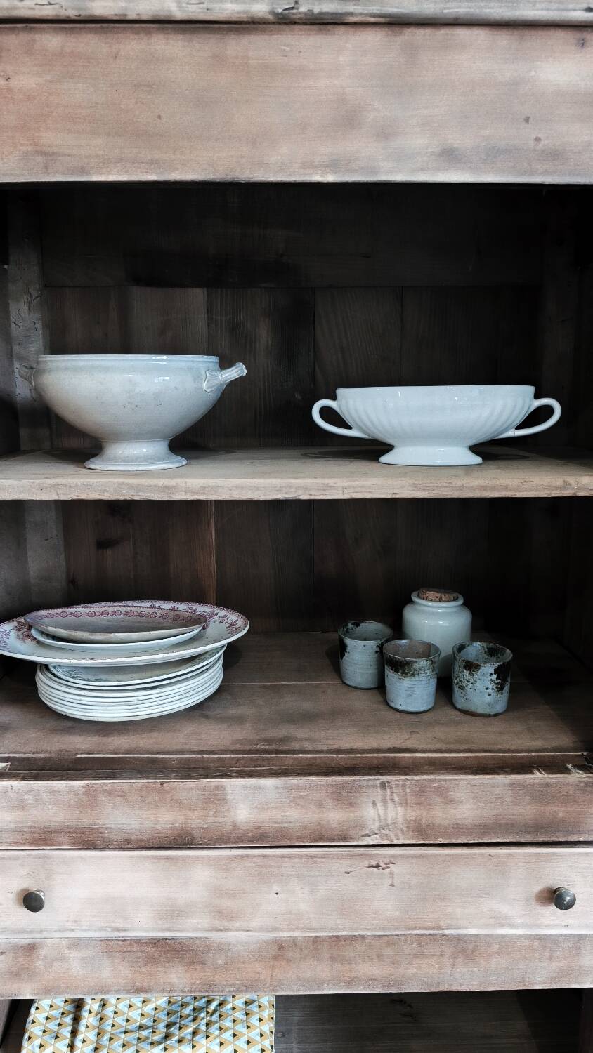 Wardrobe / standing man