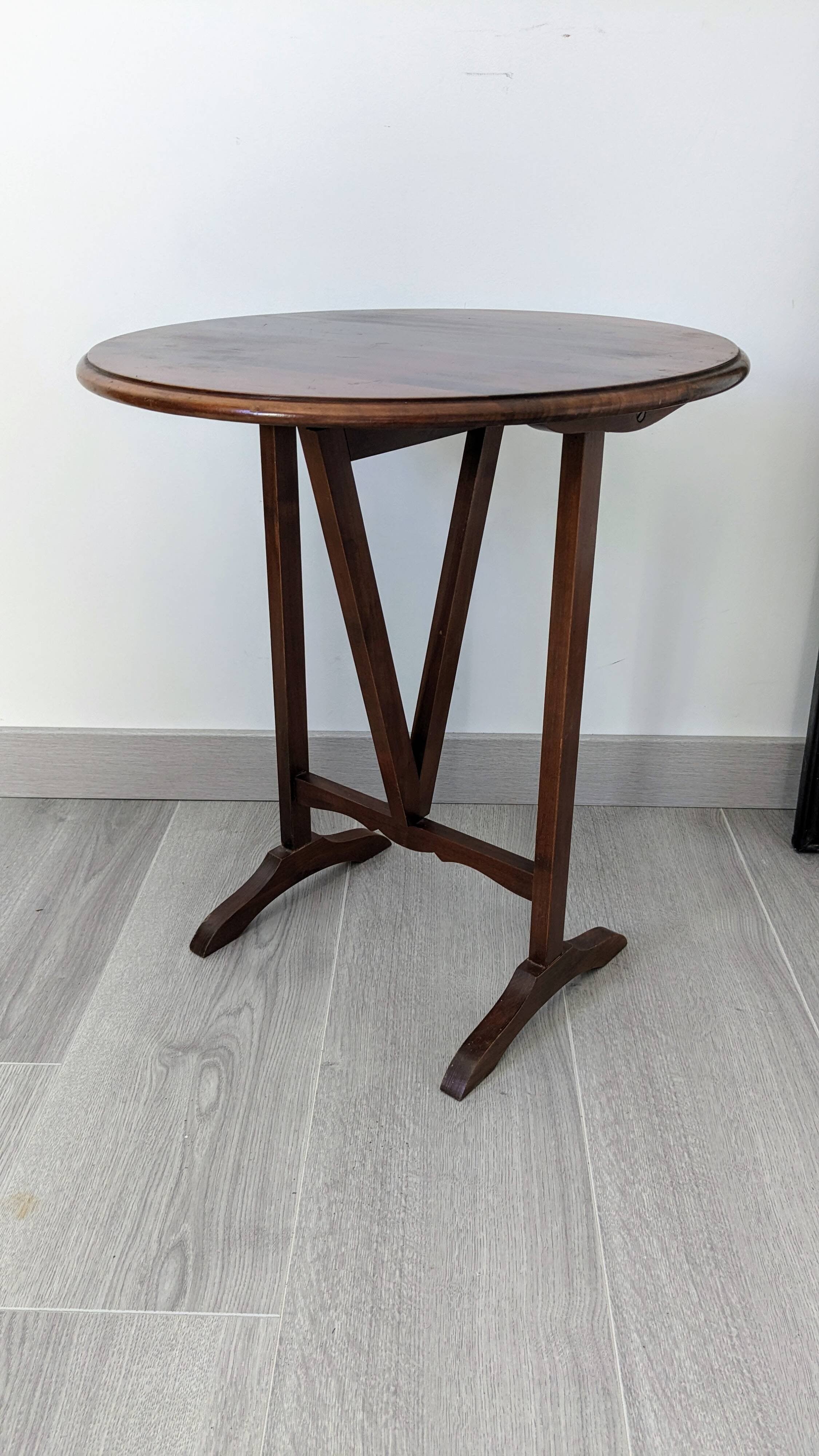 Table d'appoint pliante en bois massif