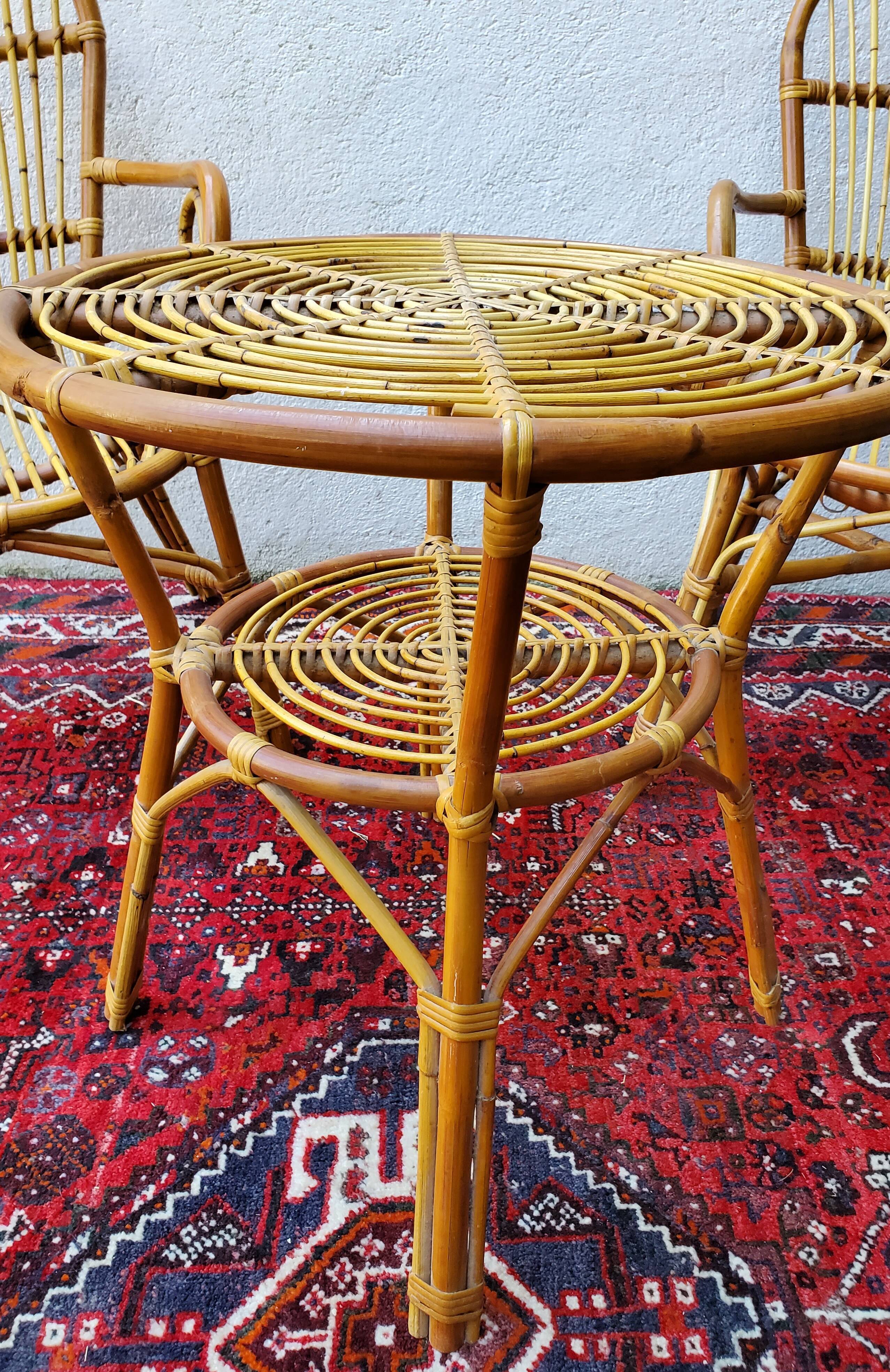 Rattan garden lounge