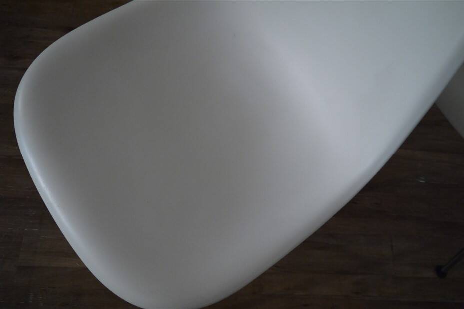 Pair of DSW chairs by Eames for Vitra