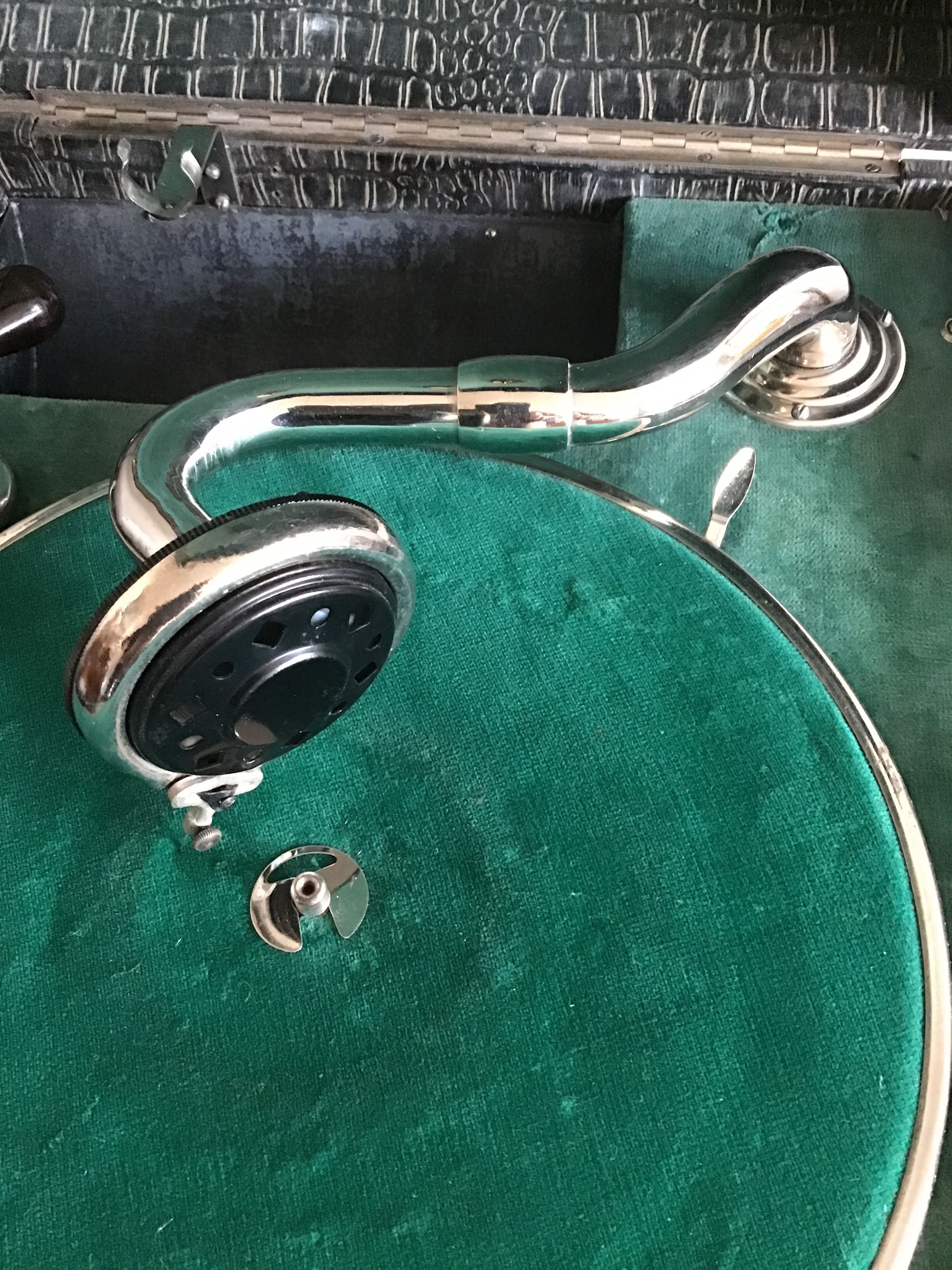 Portable old phonograph